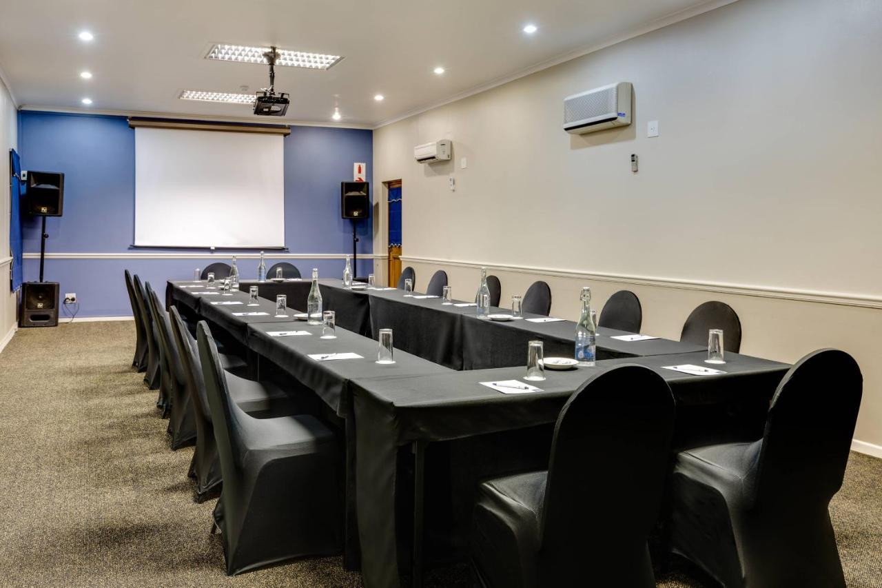 Protea Hotel By Marriott George King George Exterior foto